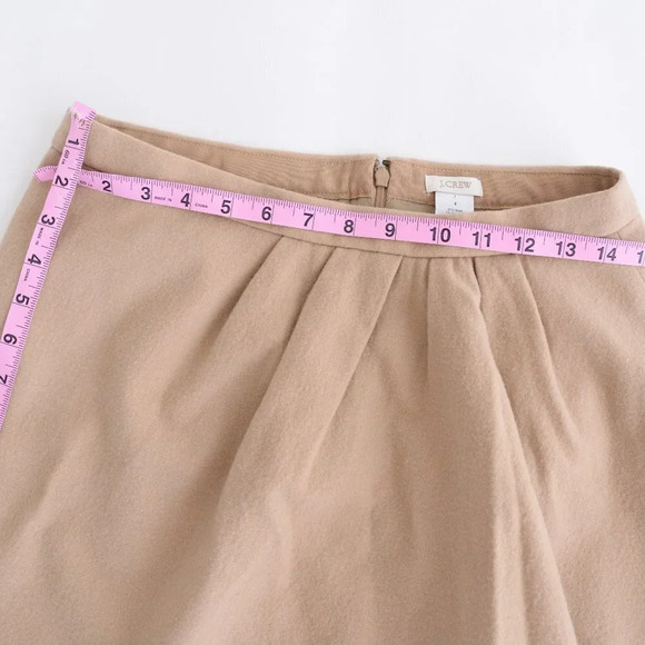 J.  Cream Tan 97% Wool Mini Skirt Size 4 - Picture 2 of 9